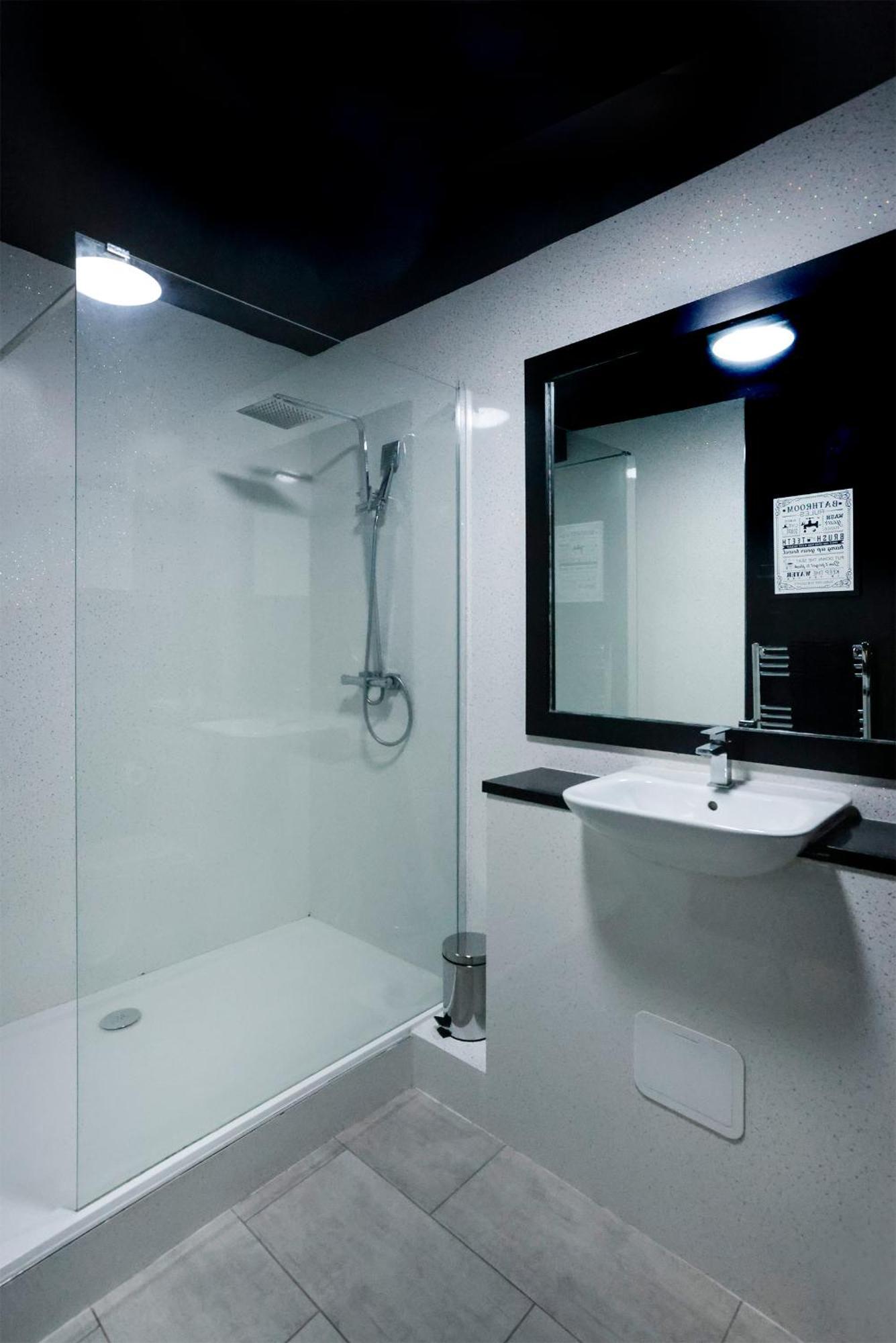The Sea Lounge Accomodation Бродстеърс Екстериор снимка